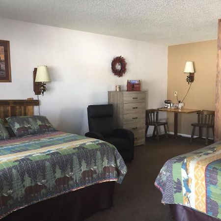 Rocky Mountain Lodge Дюбоа Екстериор снимка