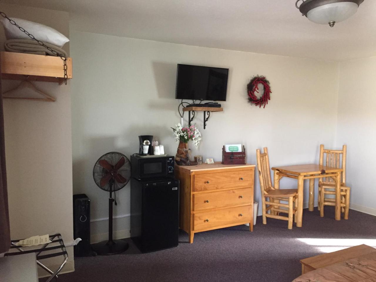 Rocky Mountain Lodge Дюбоа Екстериор снимка