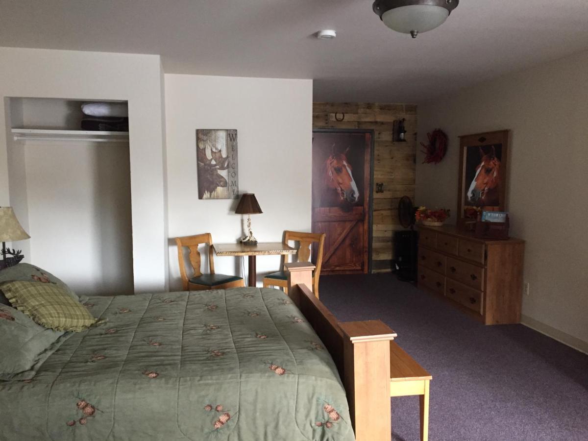 Rocky Mountain Lodge Дюбоа Екстериор снимка